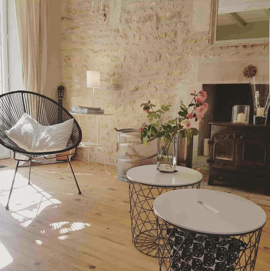 La Loge Du Grand Cedre, Chambre D'Hotes Socosy Fontcouverte  Exteriör bild